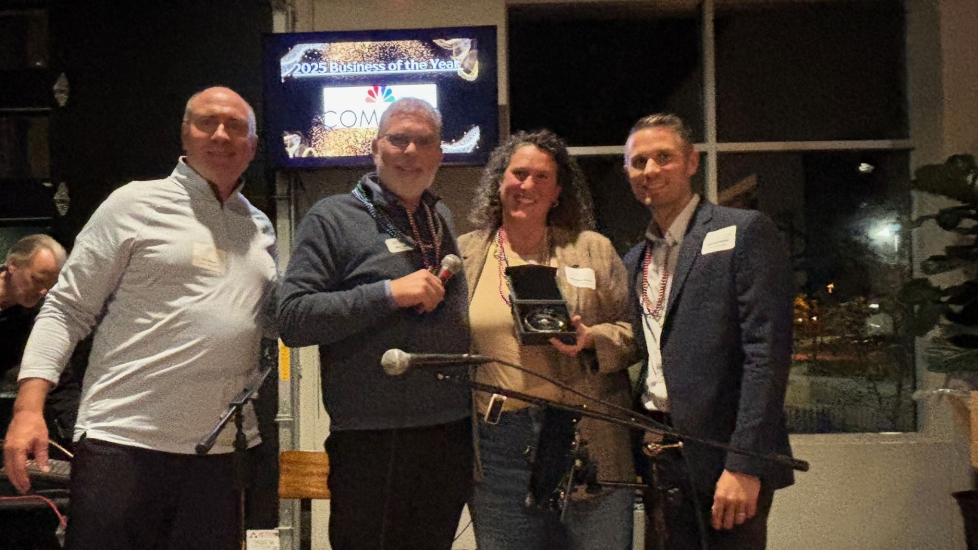 Comcast Midwest Region accepts award